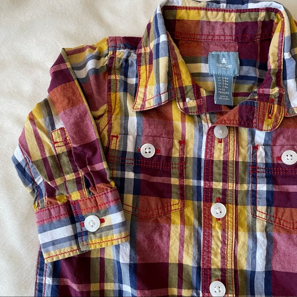 Baby Gap Plaid Long-sleeve Romper - Picture 2 of 10